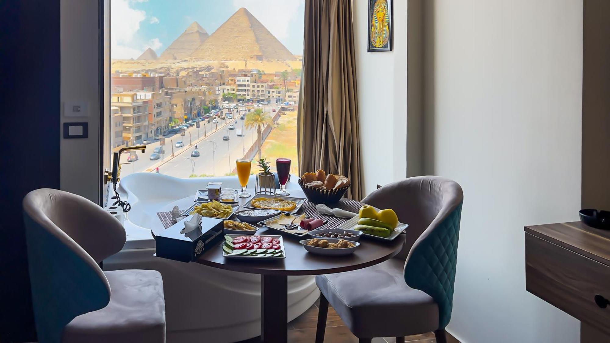 Bed and Breakfast Imperial Pyramids Heights View Nazlet el-Sîsi Exterior foto