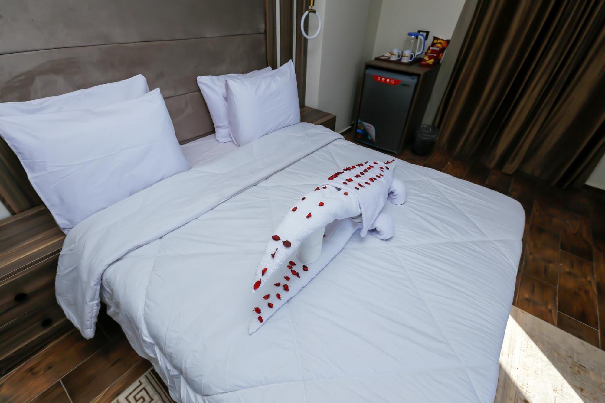 Bed and Breakfast Imperial Pyramids Heights View Nazlet el-Sîsi Exterior foto