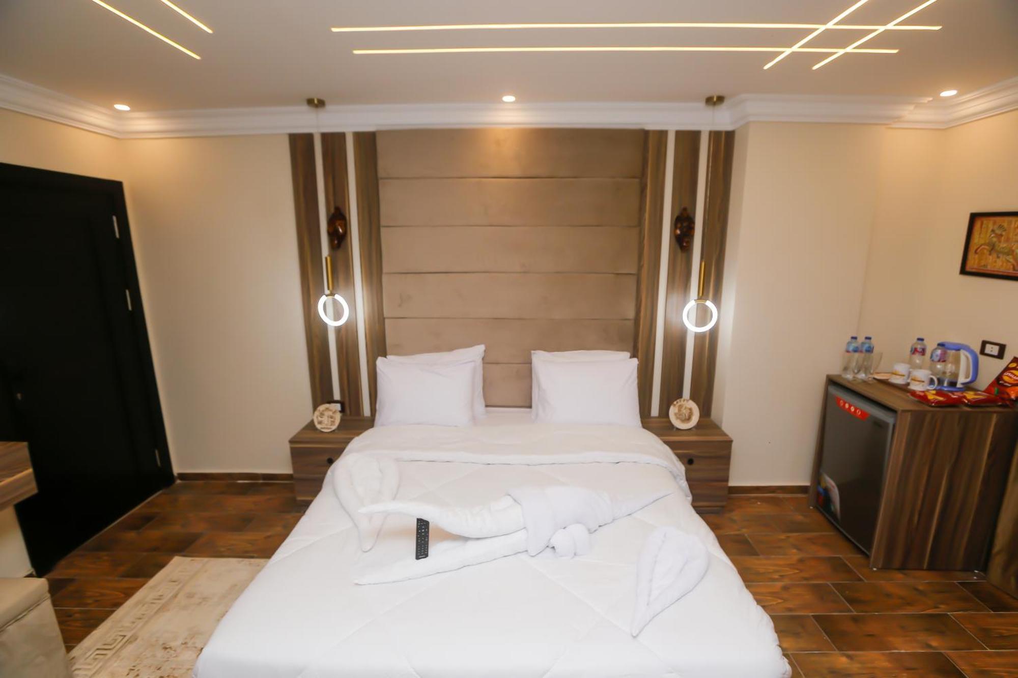 Bed and Breakfast Imperial Pyramids Heights View Nazlet el-Sîsi Exterior foto